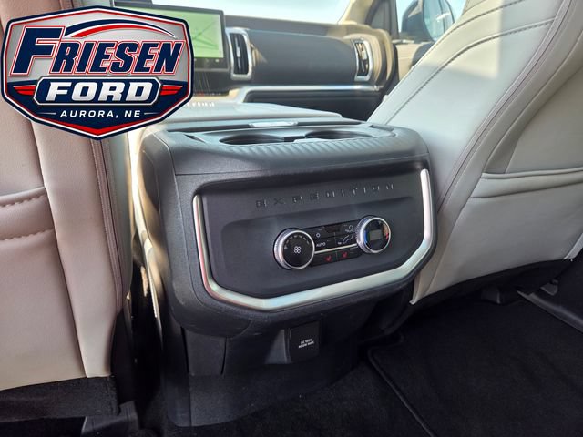 Used 2025 Ford Expedition Max Platinum w/ Driver's Package AWD/4WD image 25
