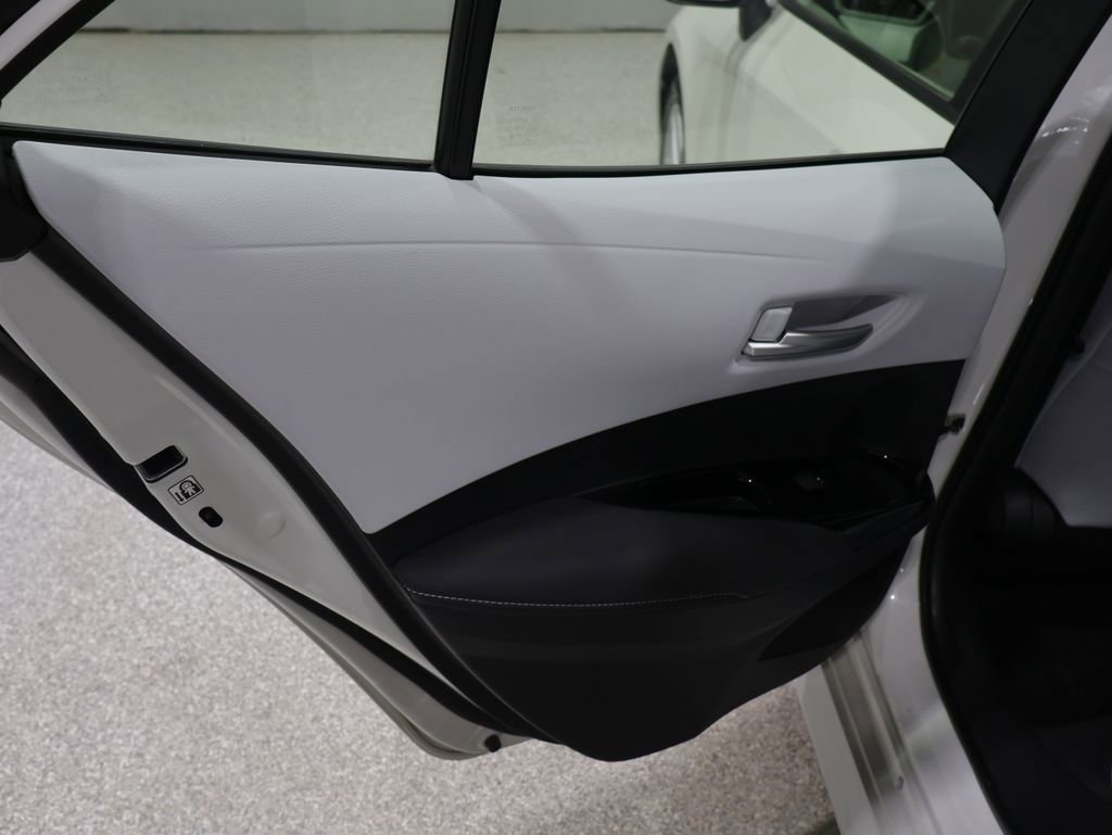 Used 2019 Toyota Corolla SE FWD image 18