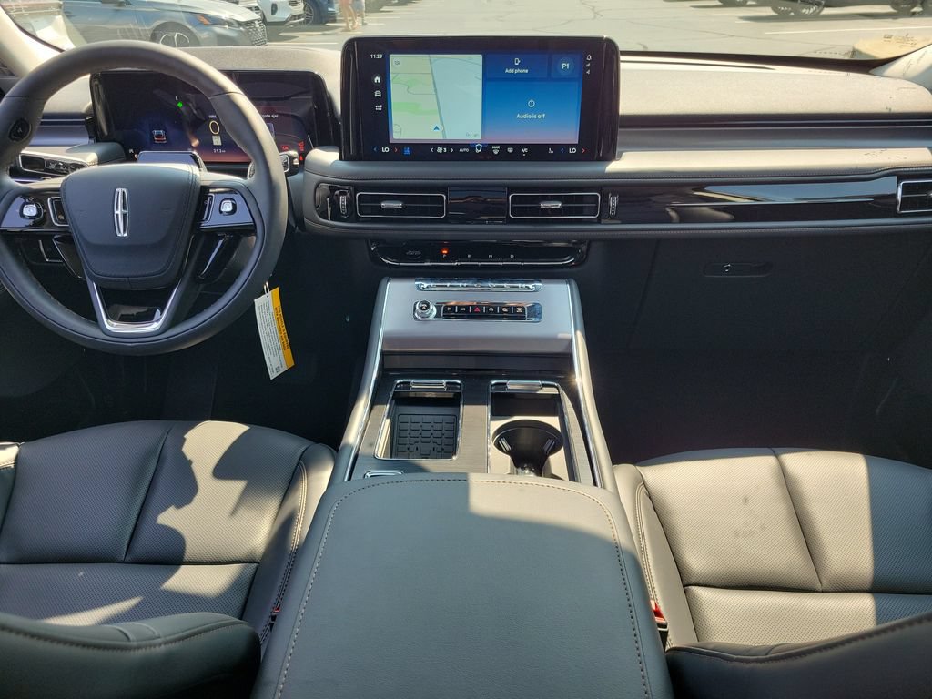 New 2026 Lincoln Aviator AWD image 11
