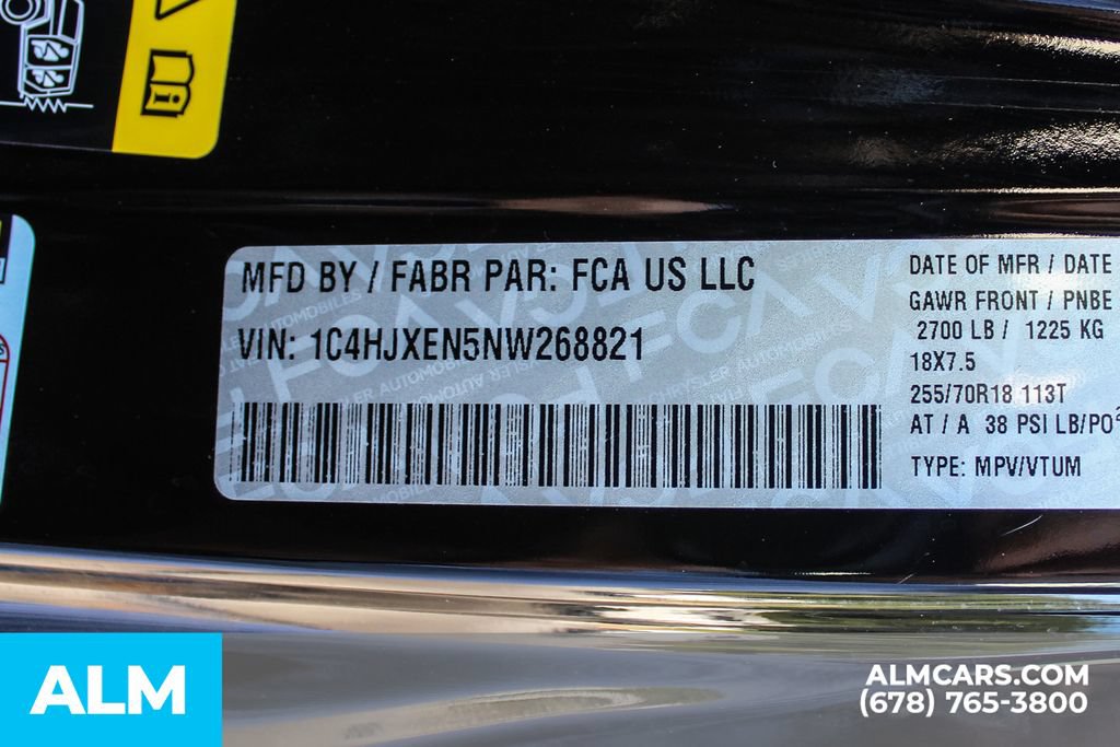 Used 2022 Jeep Wrangler Unlimited Sahara AWD/4WD image 36