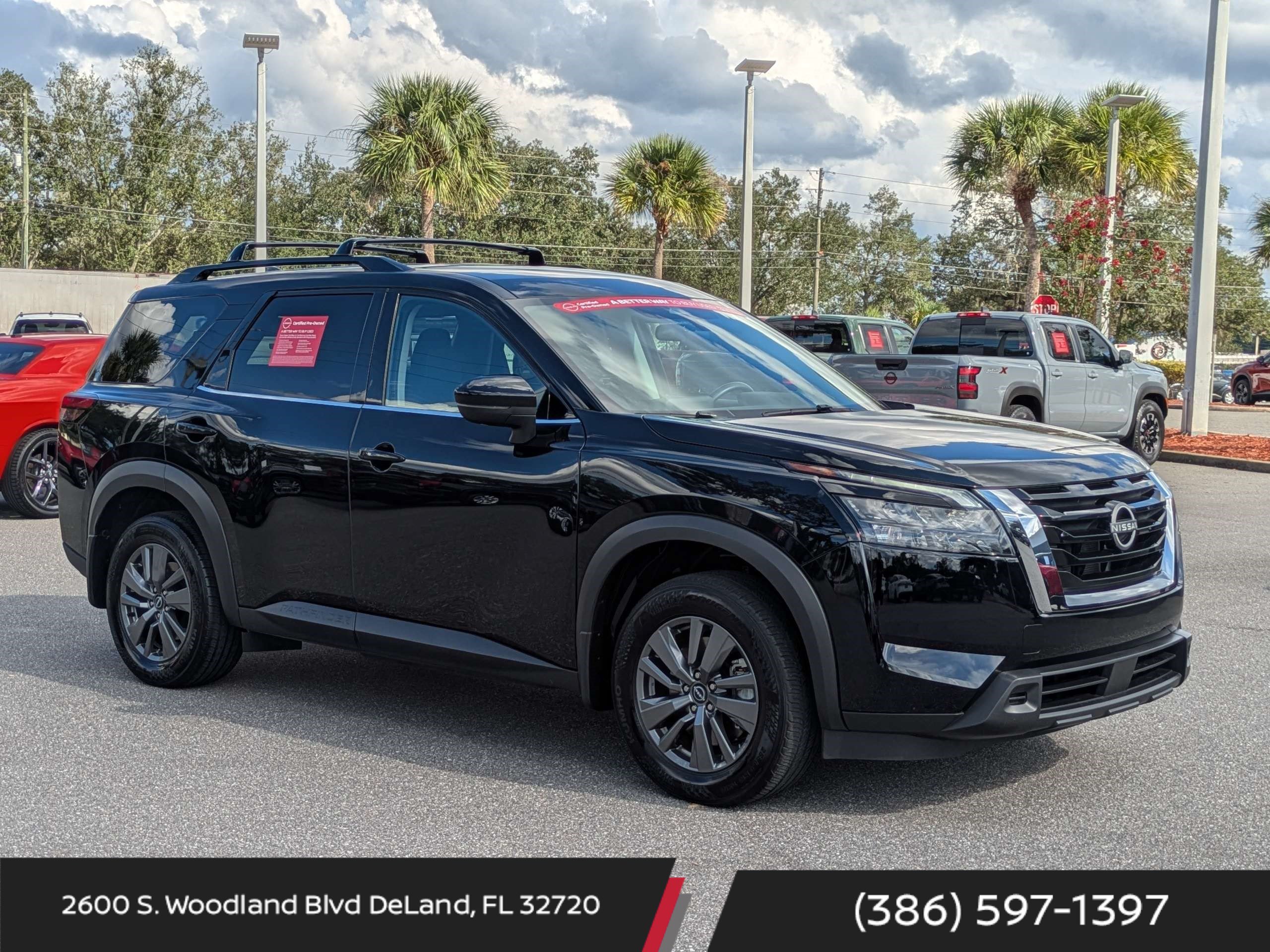 Certified 2025 Nissan Pathfinder SV AWD/4WD image 1