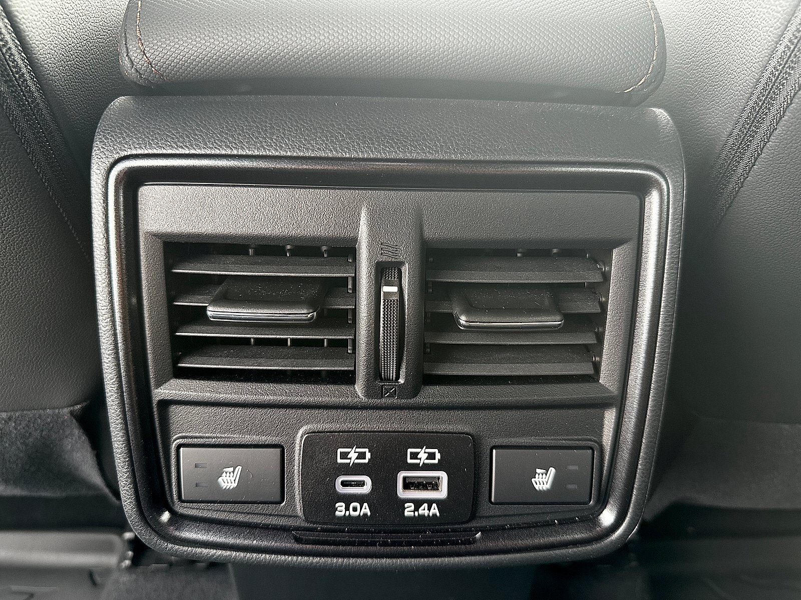 Certified 2025 Subaru Forester Touring AWD/4WD image 14