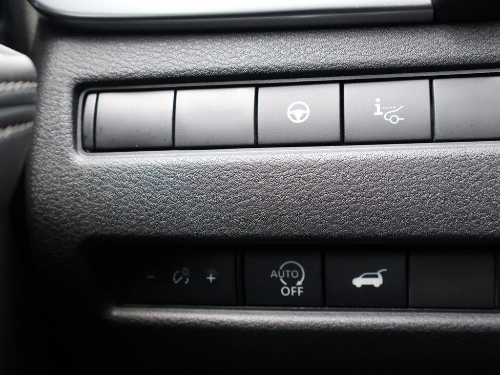 Used 2023 Nissan Rogue Platinum w/ Platinum Premium Package FWD image 40