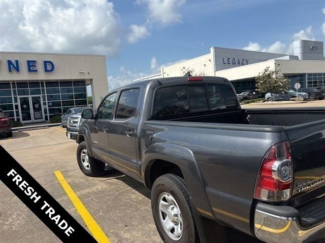 Used 2015 Toyota Tacoma PreRunner w/ SR5 Package image 16