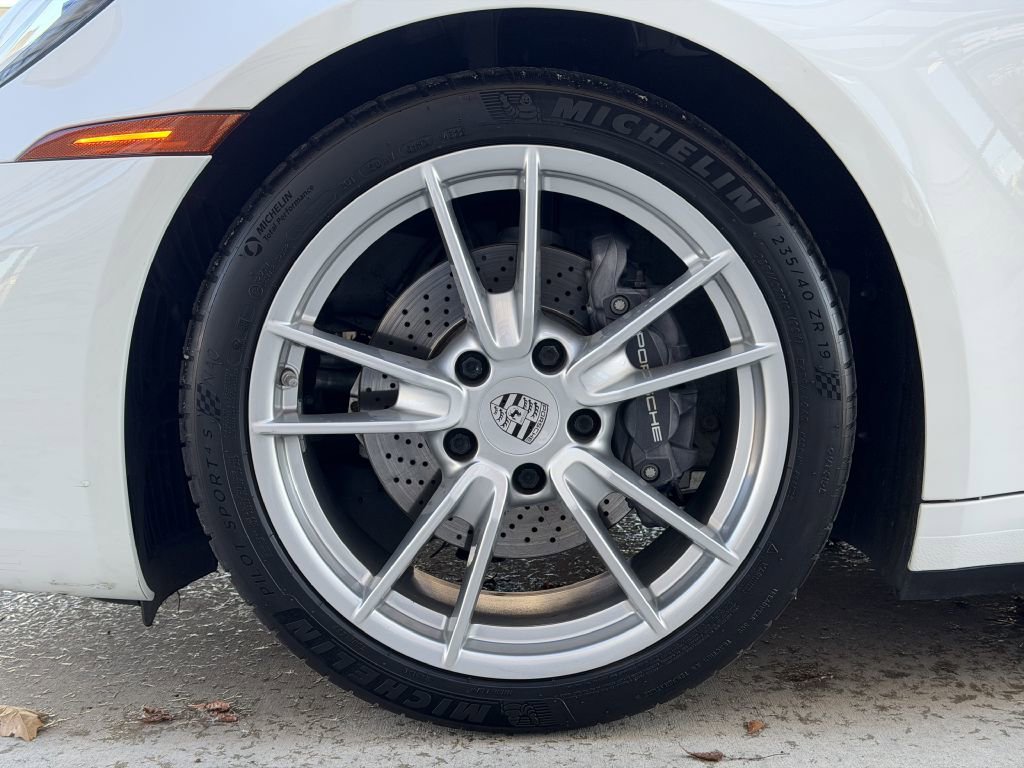 Used 2021 Porsche 911 Carrera image 16