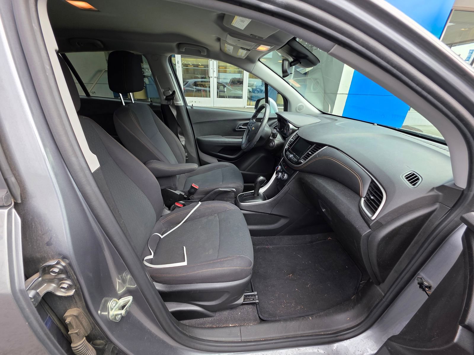 Used 2020 Chevrolet Trax LS w/ Tint and Cruise Package image 15