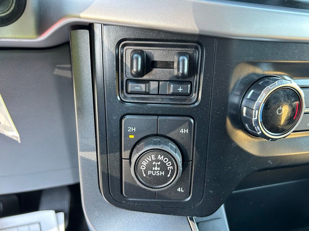 Certified 2022 Ford F150 XLT w/ Equipment Group 301A Mid image 31