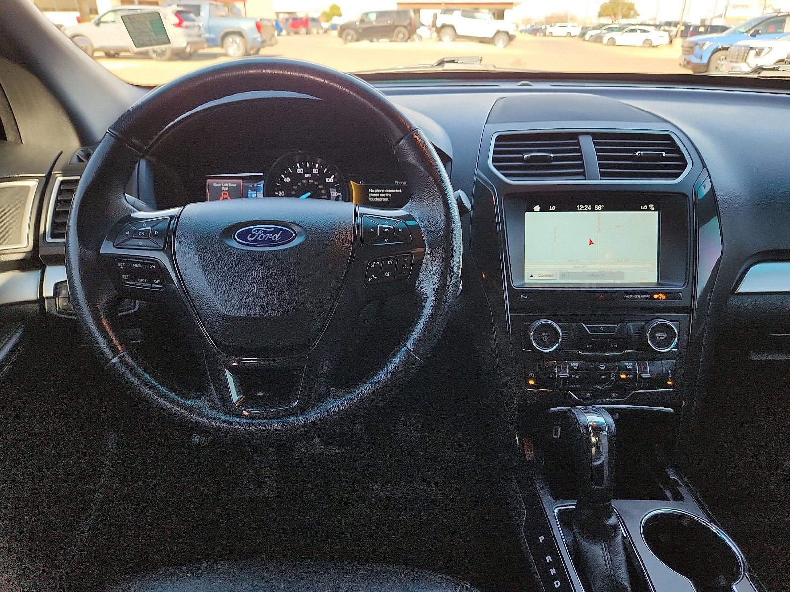 Used 2017 Ford Explorer XLT w/ Equipment Group 202A image 11