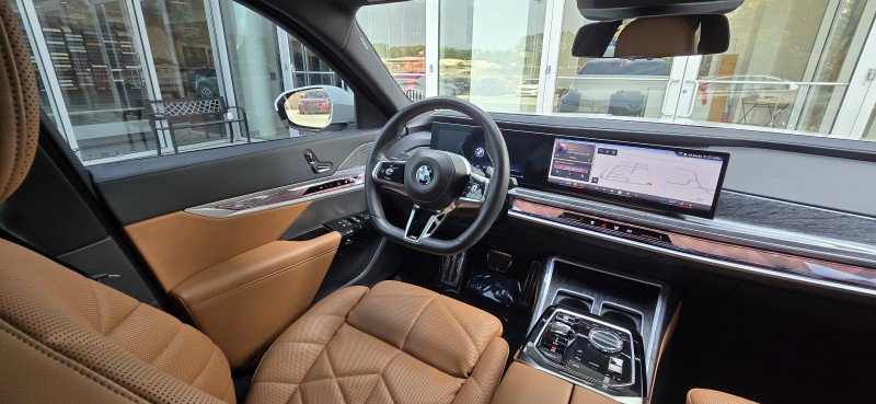 Certified 2023 BMW 740i image 13