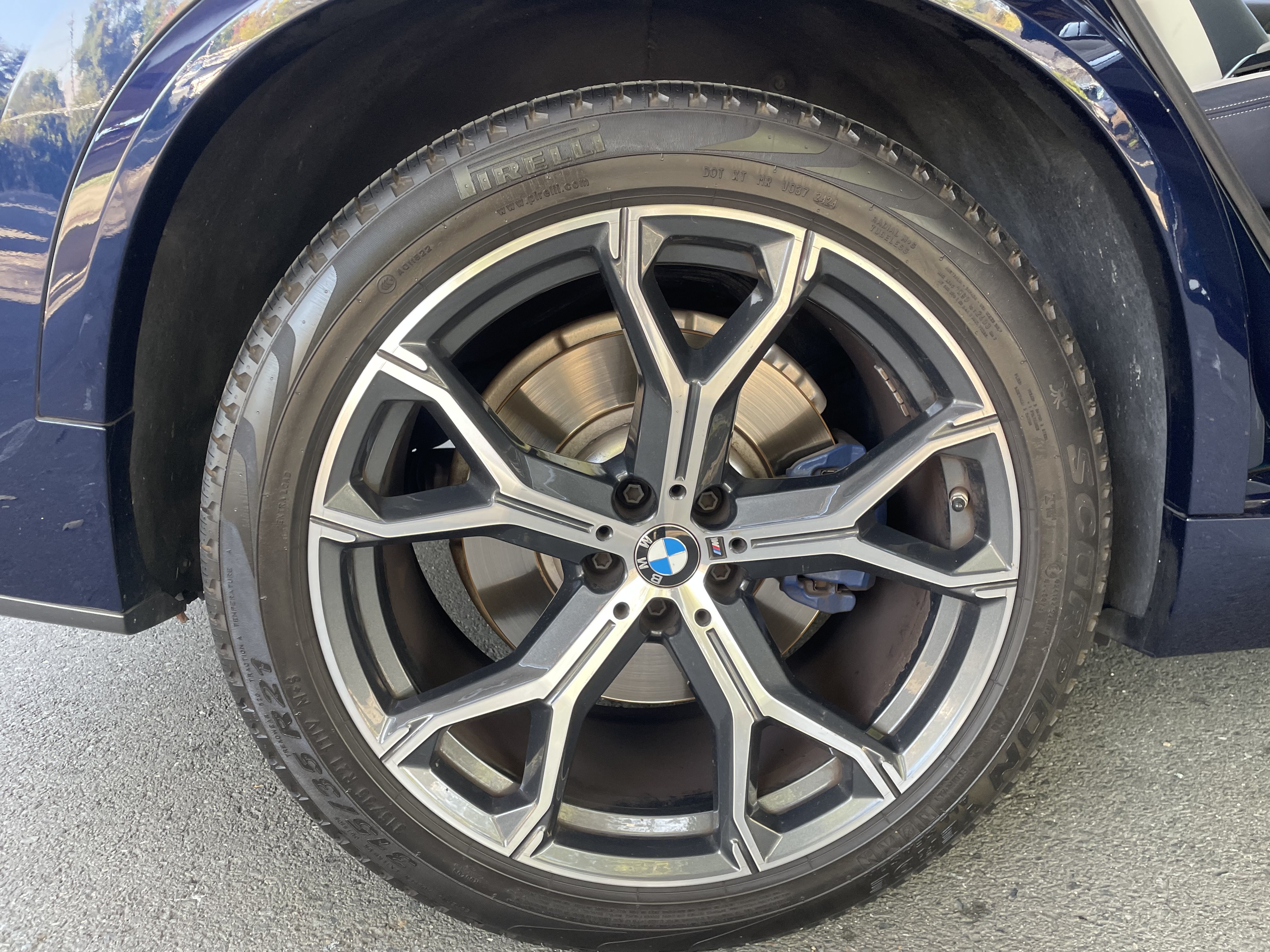 Used 2021 BMW X5 M50i w/ Executive Package AWD/4WD image 14
