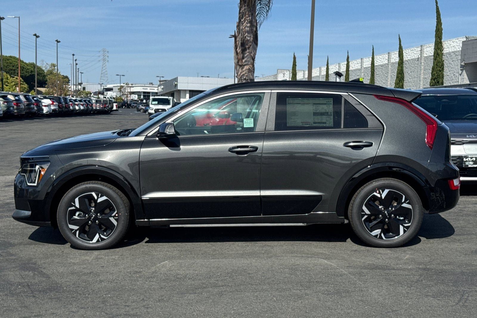 New 2026 Kia Niro Wind FWD image 7