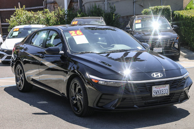 Certified 2026 Hyundai Elantra Sport FWD image 4