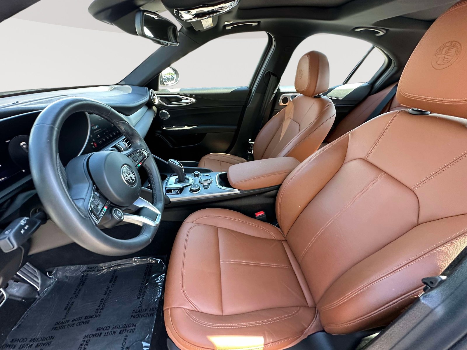 Used 2024 Alfa Romeo Giulia Ti AWD/4WD image 24