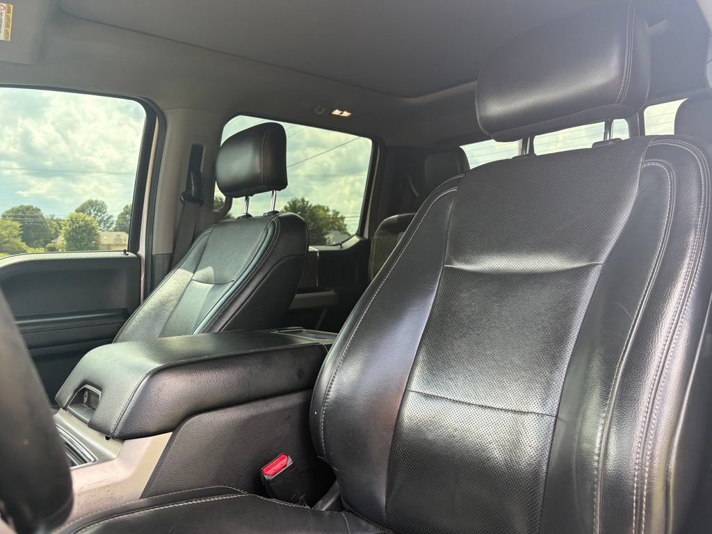 Used 2017 Ford F250 Lariat w/ Lariat Ultimate Package AWD/4WD image 11