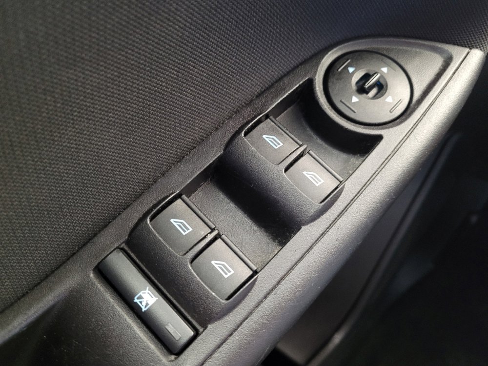 Used 2016 Ford Focus SE FWD image 27