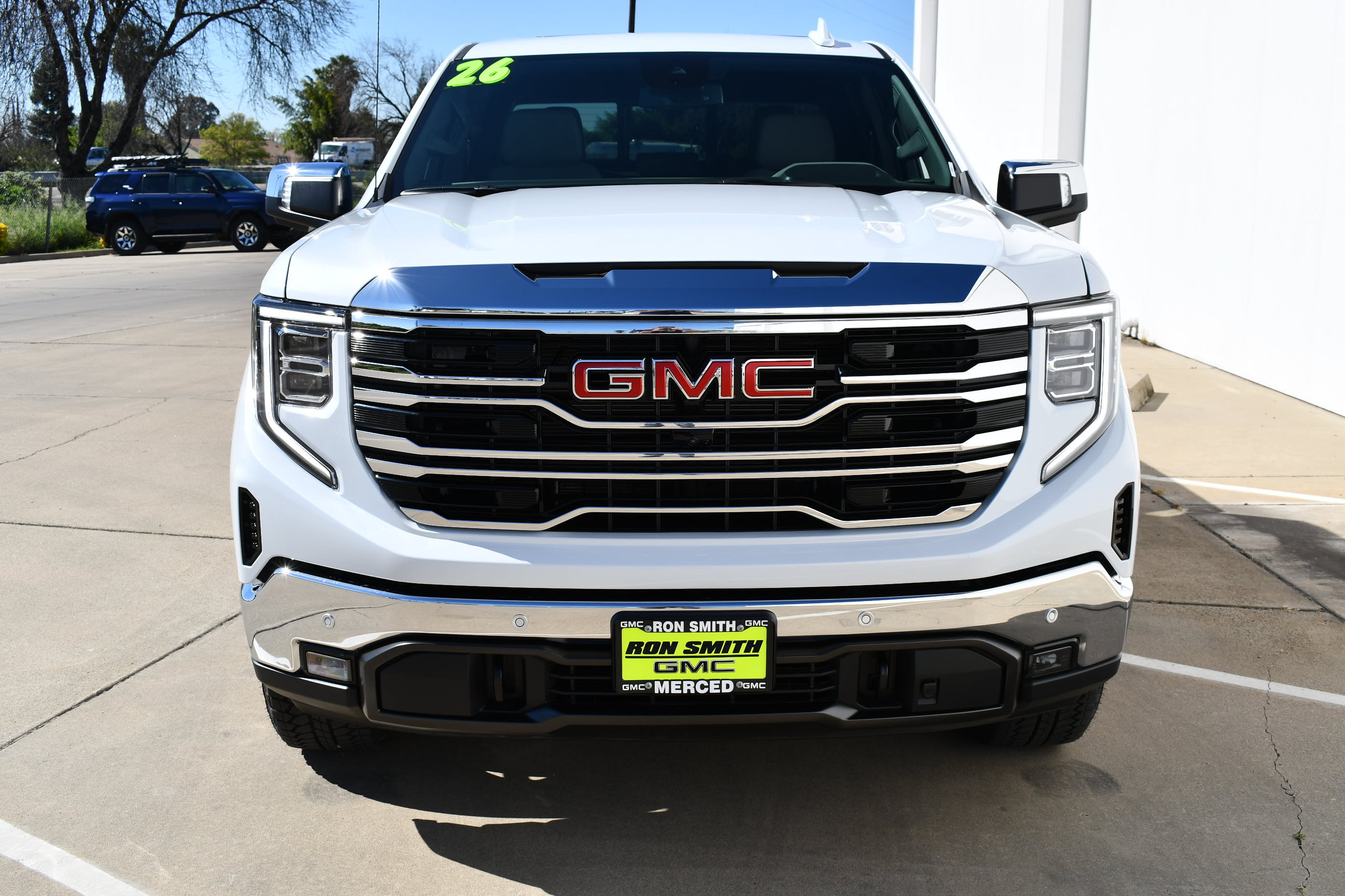 New 2026 GMC Sierra 1500 SLT w/ SLT Premium Plus Package AWD/4WD image 4