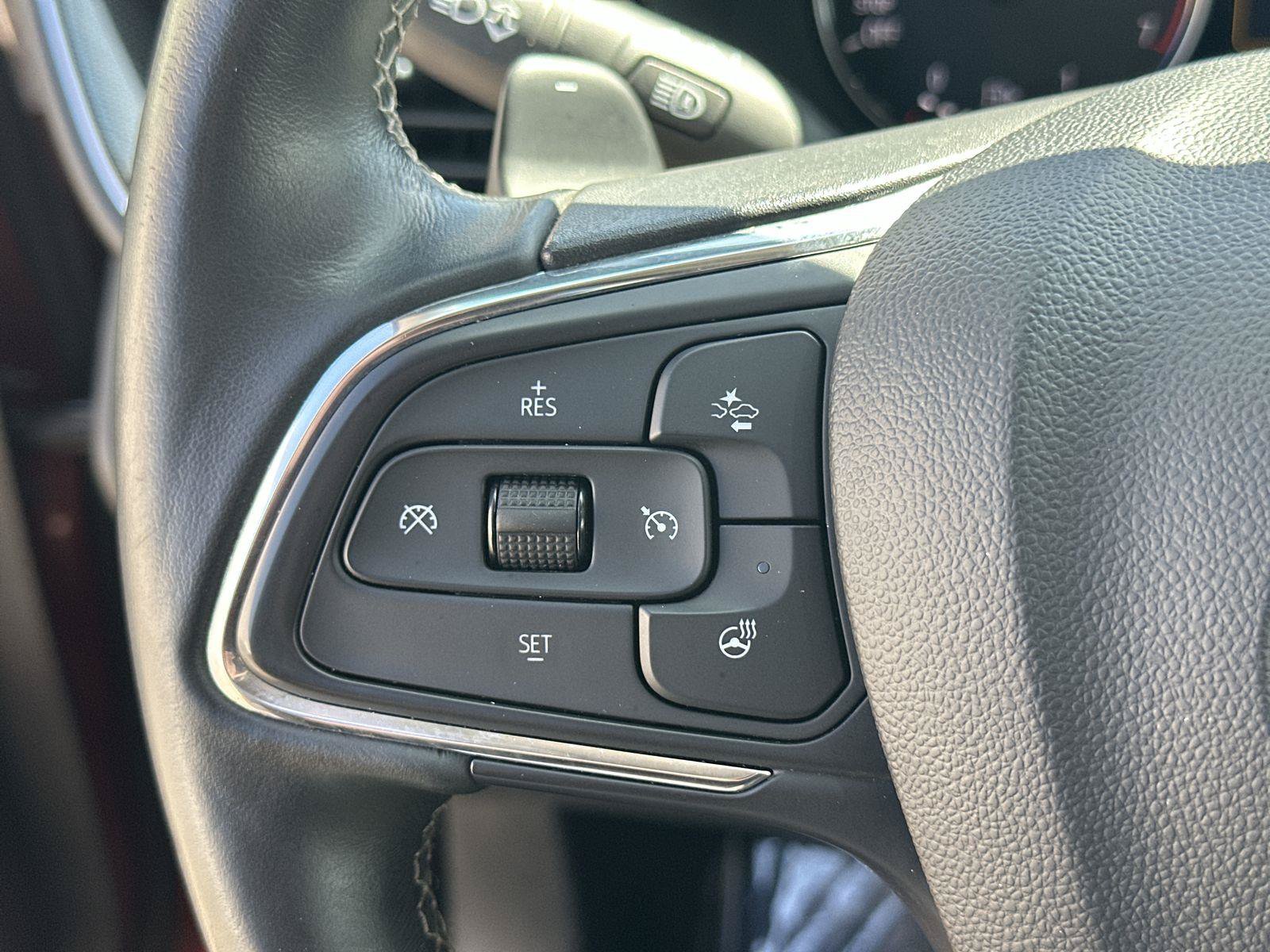 Used 2023 Buick Envision Essence FWD image 34