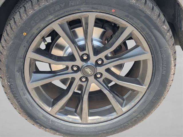 Used 2019 Ford Explorer XLT w/ Equipment Group 202A FWD image 15