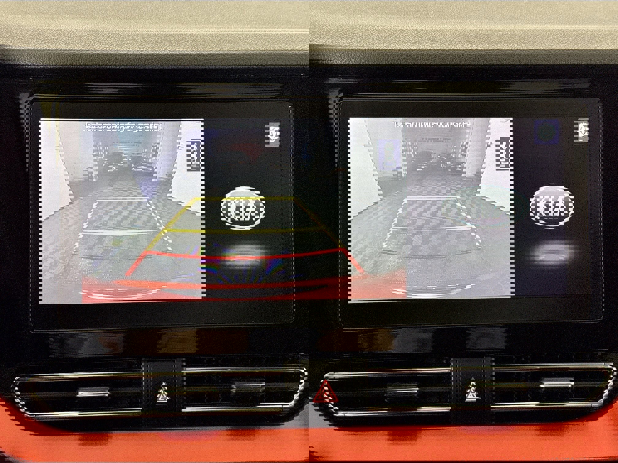 Used 2020 Kia Niro Touring image 27