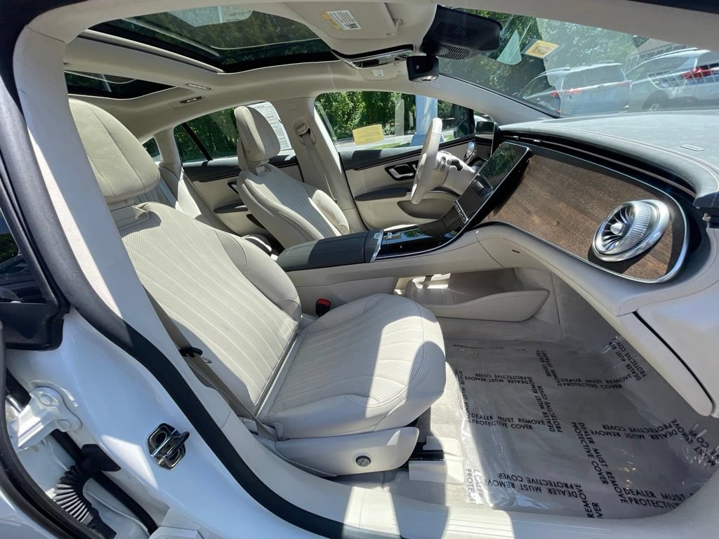 Used 2022 Mercedes-Benz EQS 450+ Sedan image 17