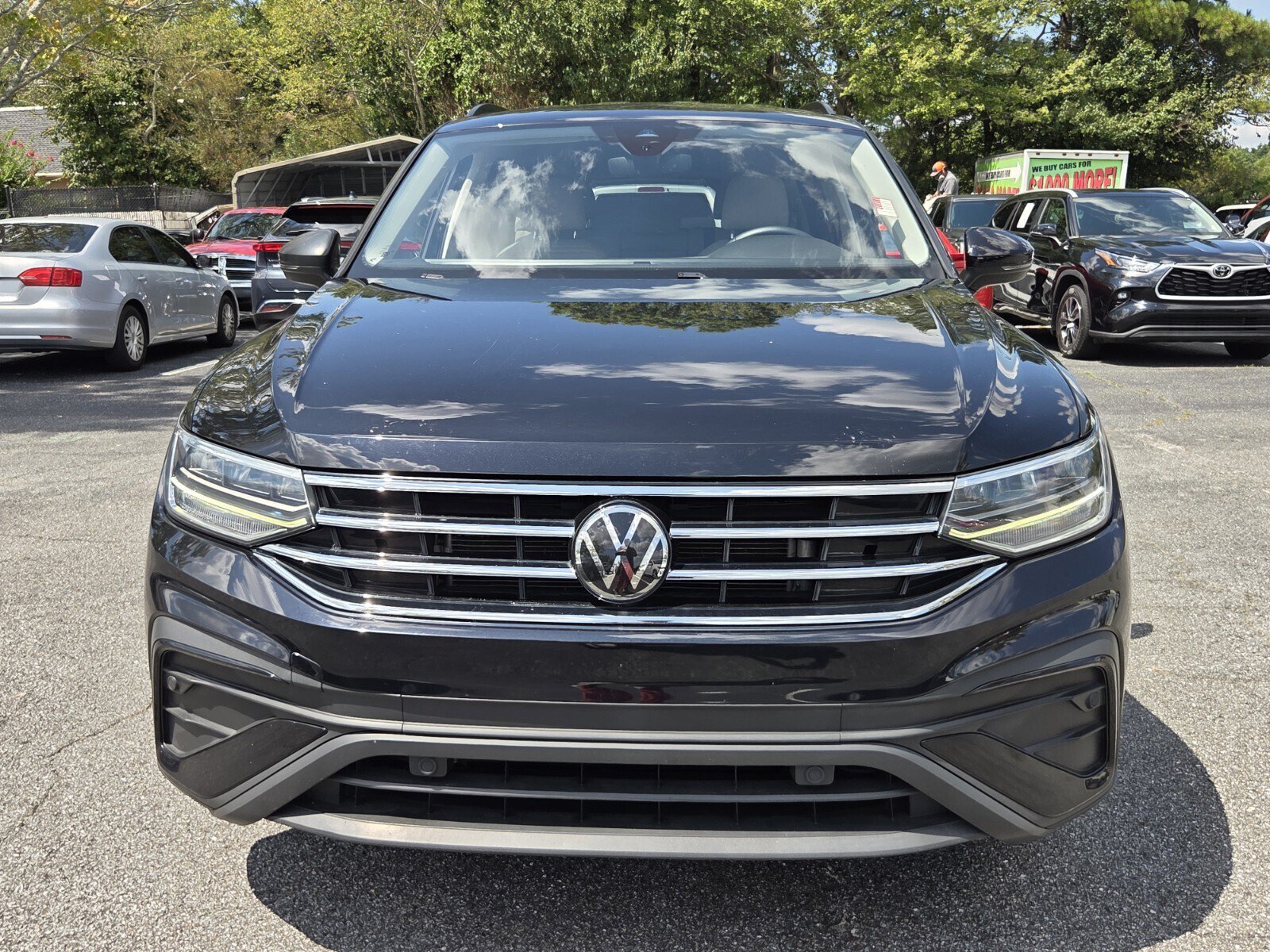 Used 2022 Volkswagen Tiguan S w/ IQ.Drive Package FWD image 2
