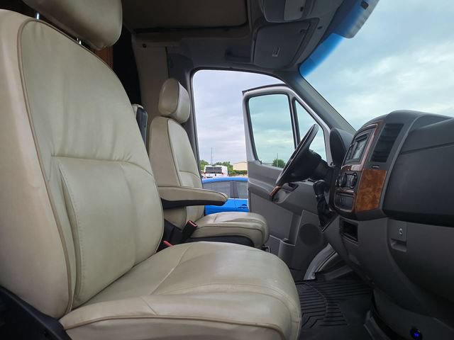 Used 2016 Mercedes-Benz Sprinter 3500 image 11