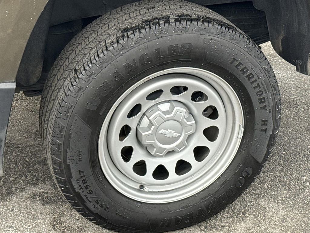 Used 2024 Chevrolet Colorado W/T image 29