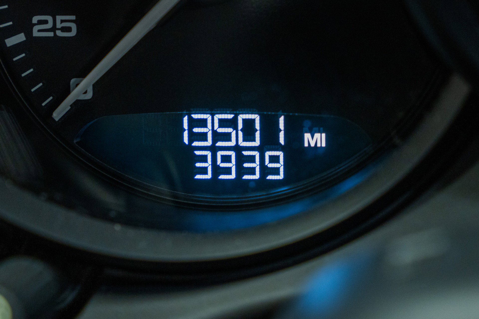 Used 2016 Porsche Boxster Spyder image 21