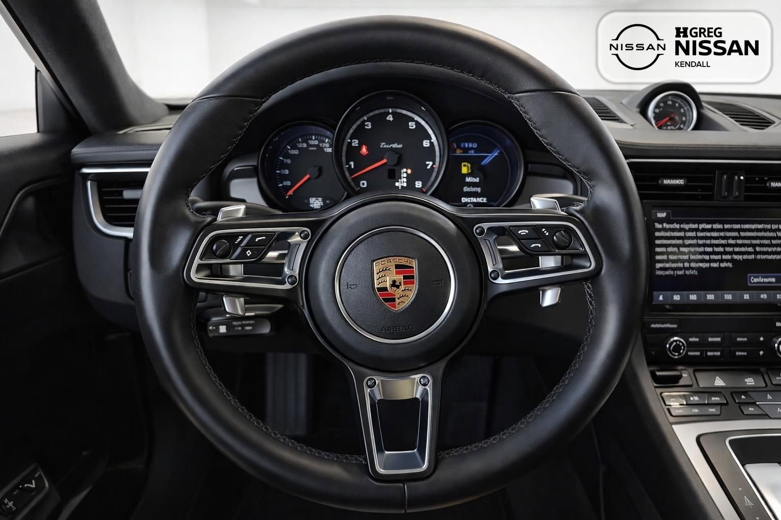 Used 2016 Porsche Macan Turbo image 12