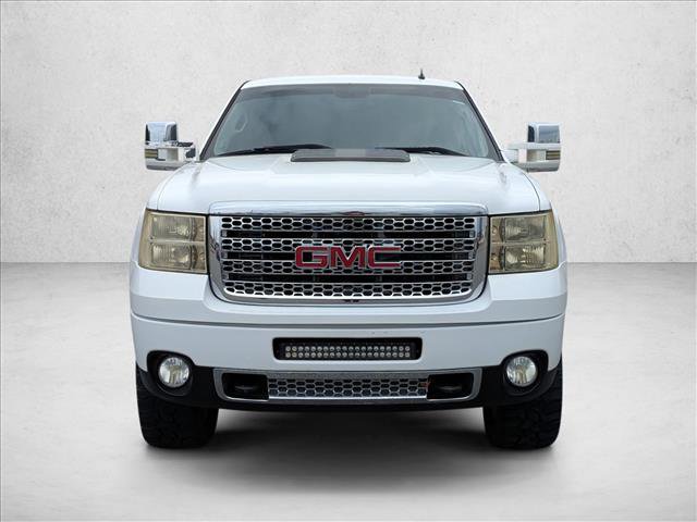 Used 2012 GMC Sierra 2500 Denali w/ Suspension Package, Off-Road image 2