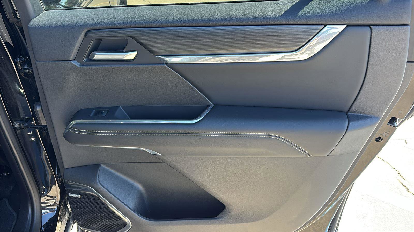 Certified 2025 GMC Acadia Elevation image 21