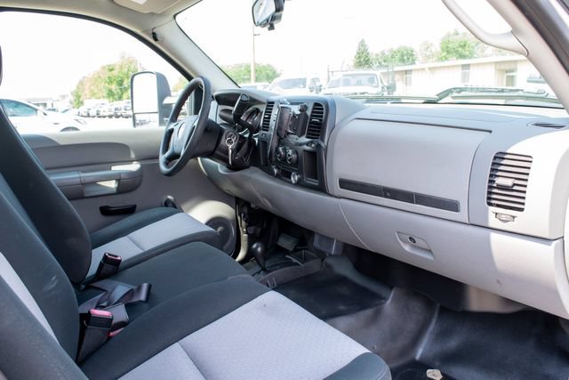 Used 2008 Chevrolet Silverado 3500 W/T AWD/4WD image 11