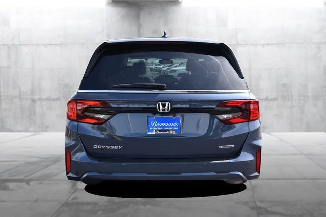 New 2026 Honda Odyssey Touring image 6