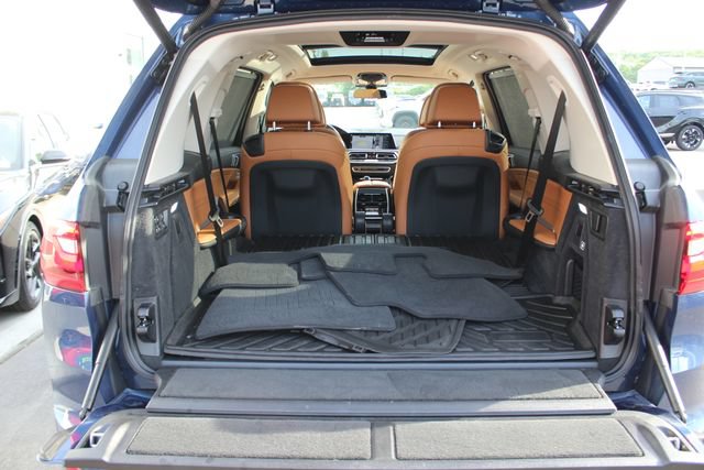 Used 2022 BMW X7 xDrive40i w/ Premium Package AWD/4WD image 29