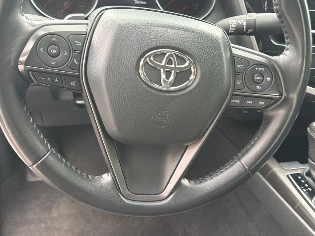 Used 2024 Toyota Camry XSE FWD image 17