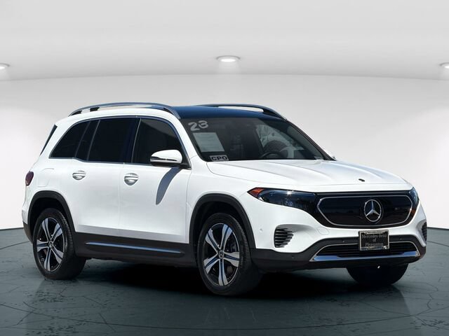 Certified 2023 Mercedes-Benz EQB 300 4MATIC w/ Exclusive Package image 9