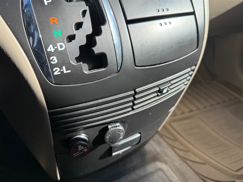 Used 2006 Toyota Sienna CE image 28