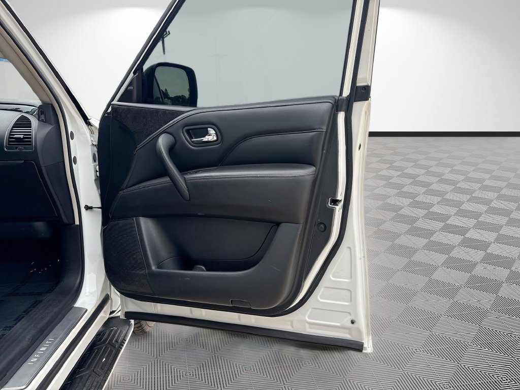 Used 2022 INFINITI QX80 Luxe w/ Cargo Package AWD/4WD image 24