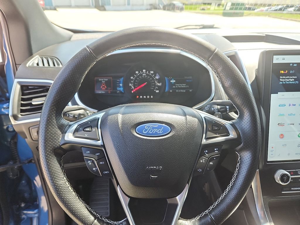 Used 2021 Ford Edge ST image 13
