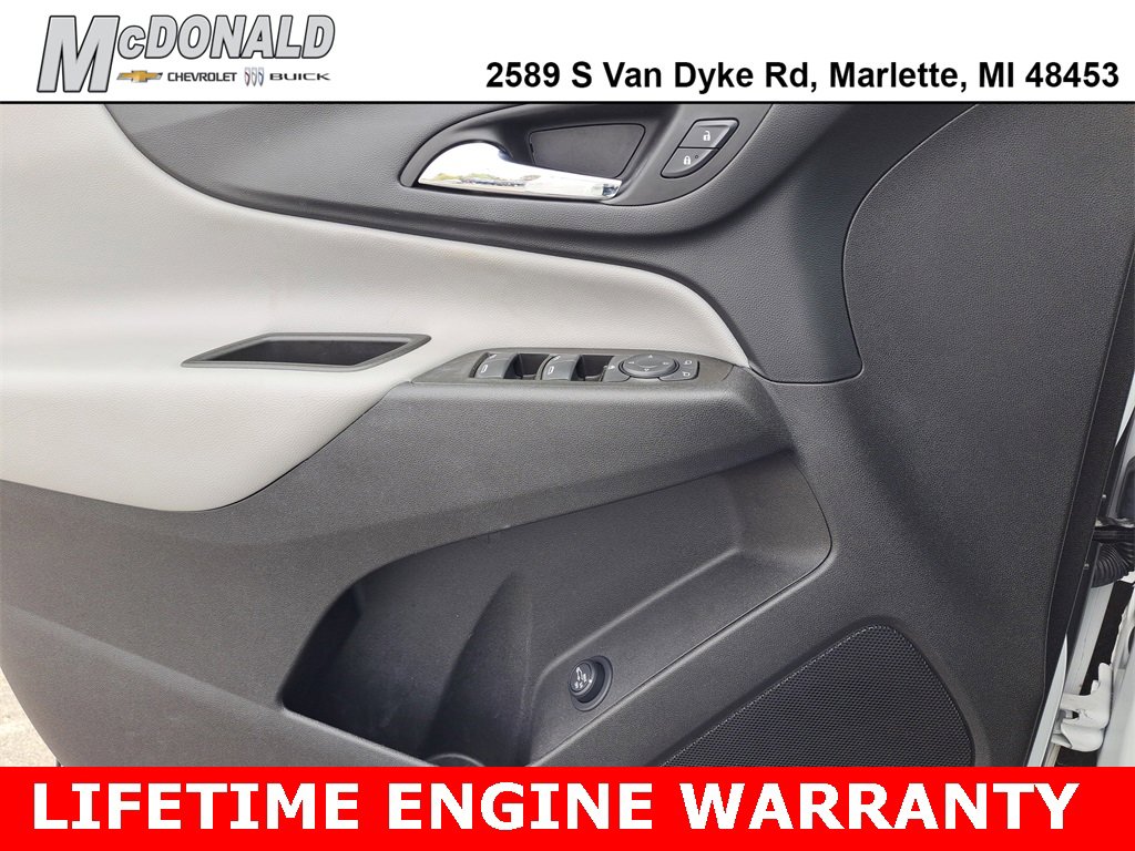 Used 2023 Chevrolet Equinox LT w/ Driver Convenience Package image 16
