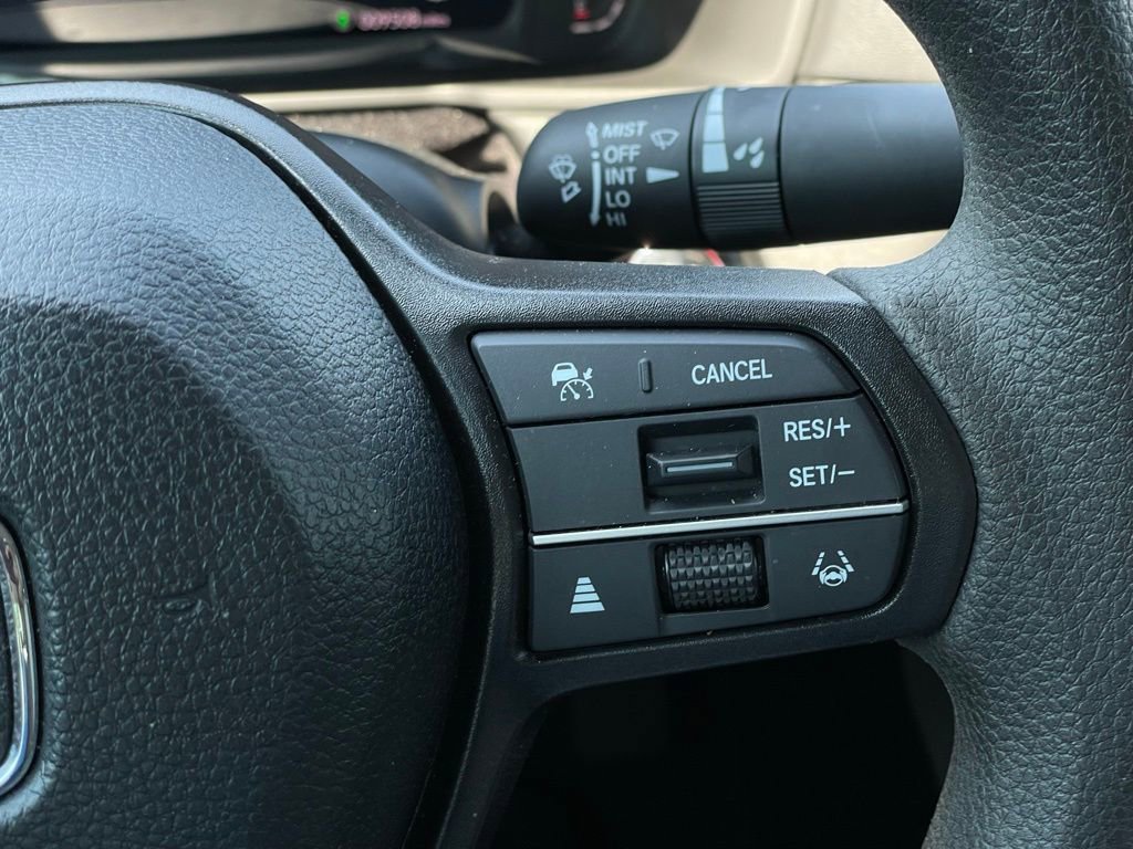 Certified 2025 Honda Accord LX image 14