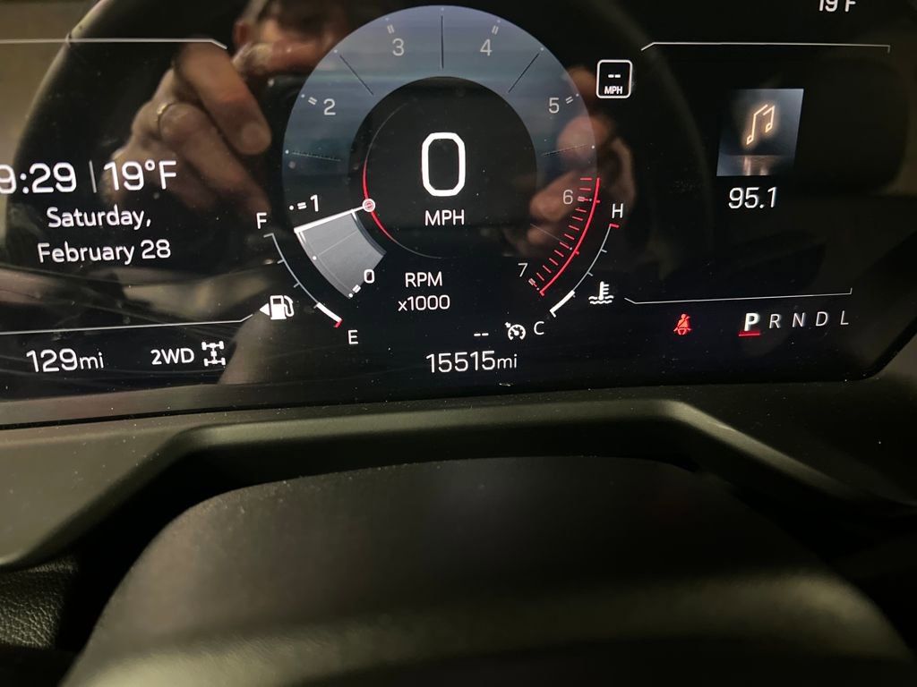 Certified 2025 GMC Acadia AT4 image 22