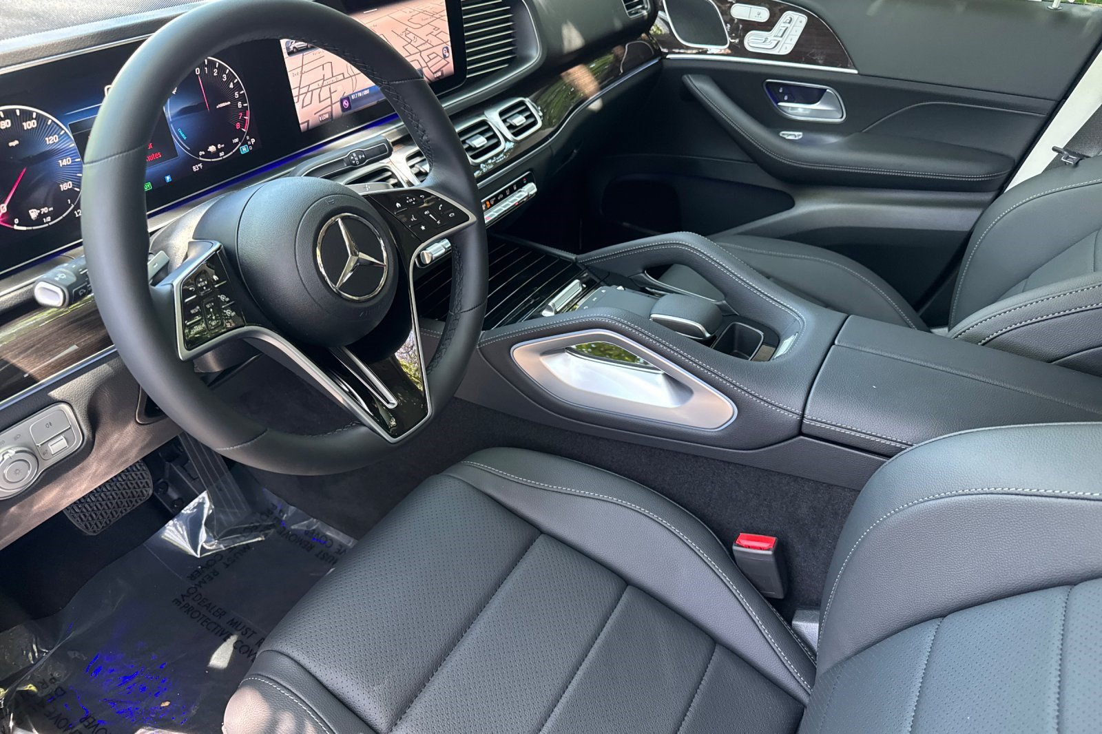 New 2026 Mercedes-Benz GLE 450e 4MATIC image 4