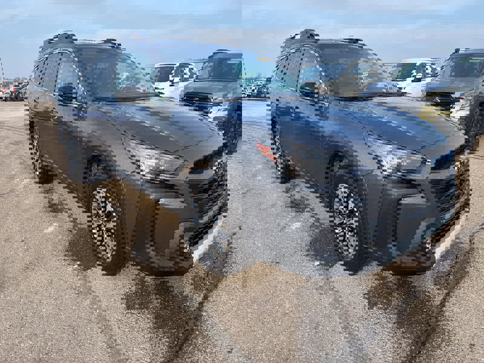 Used 2023 Subaru Outback Limited XT image 4