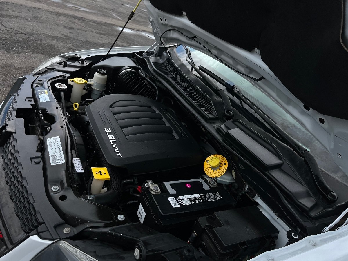 Used 2018 Dodge Grand Caravan SE FWD image 37