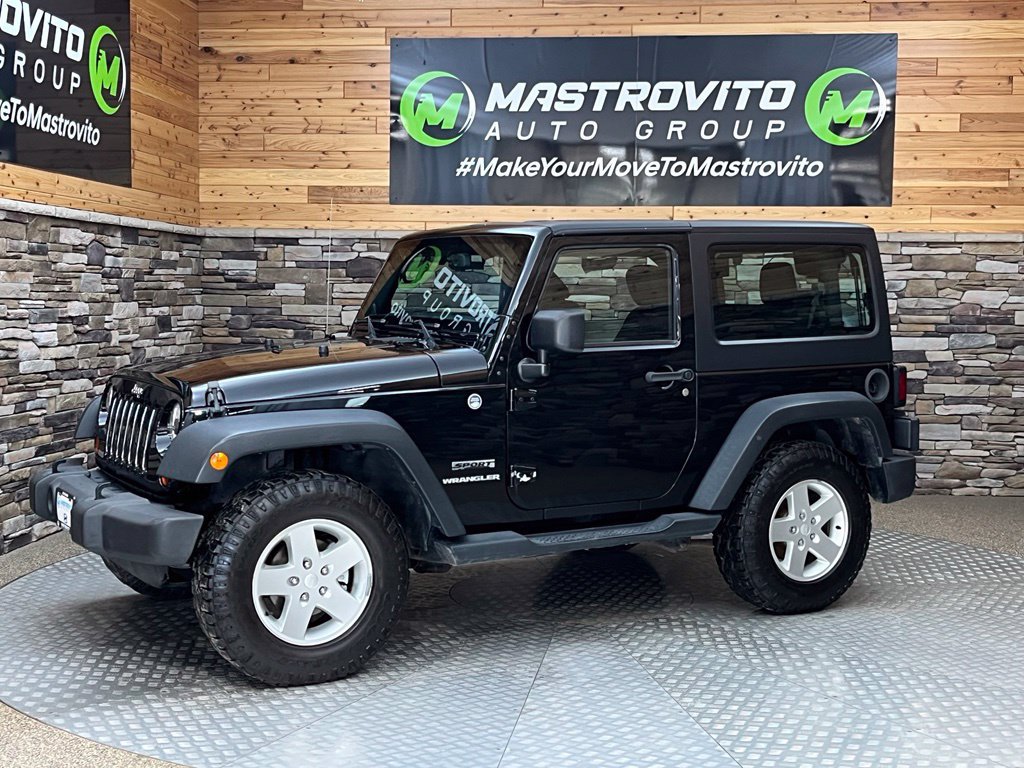 Used 2013 Jeep Wrangler Sport AWD/4WD image 9