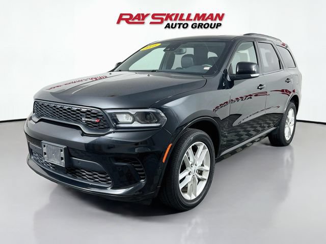 Used 2025 Dodge Durango GT AWD/4WD image 3