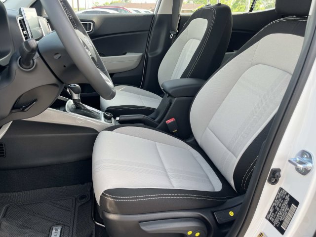 New 2026 Hyundai Venue SEL FWD image 20