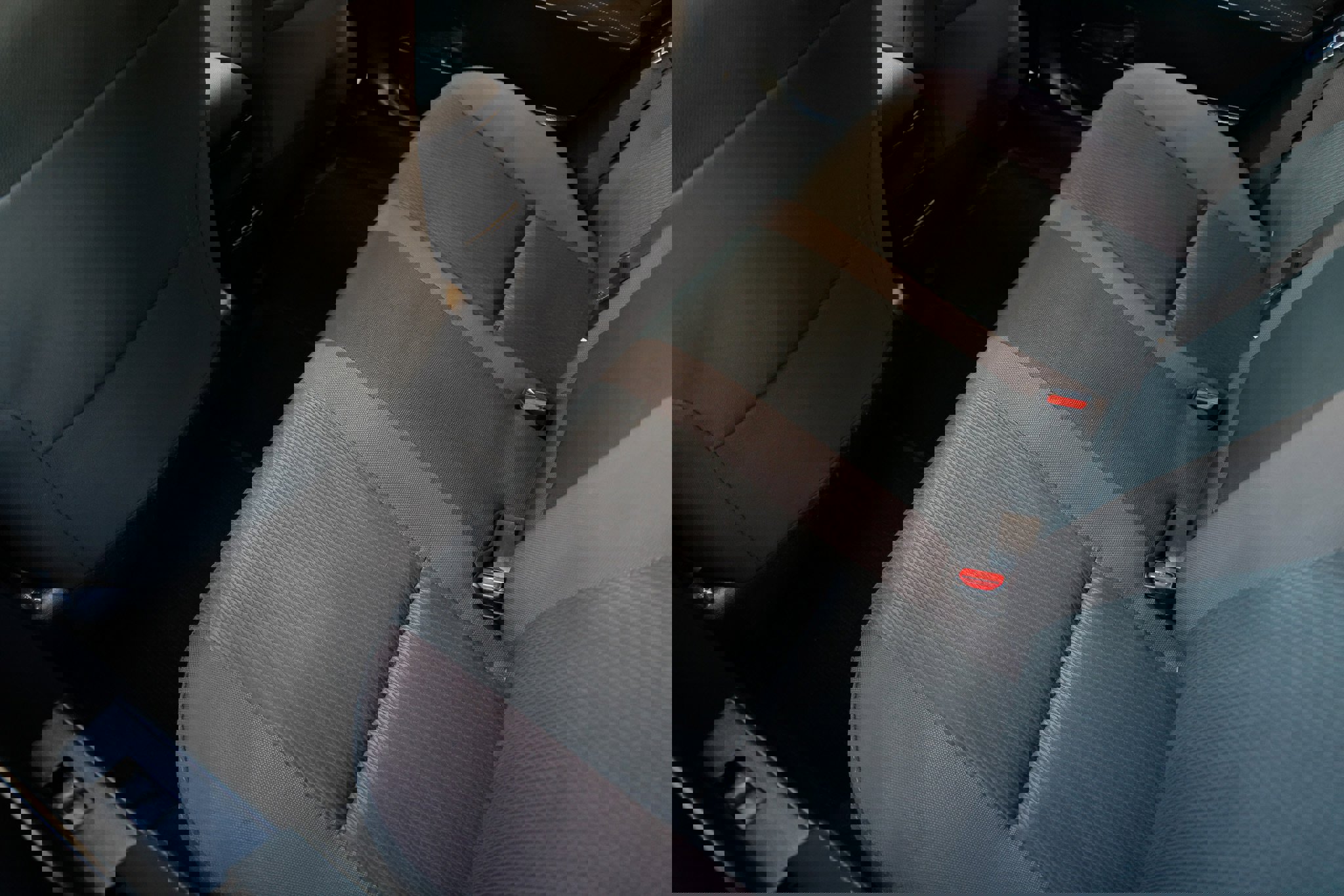 Used 2019 Toyota Corolla LE image 13