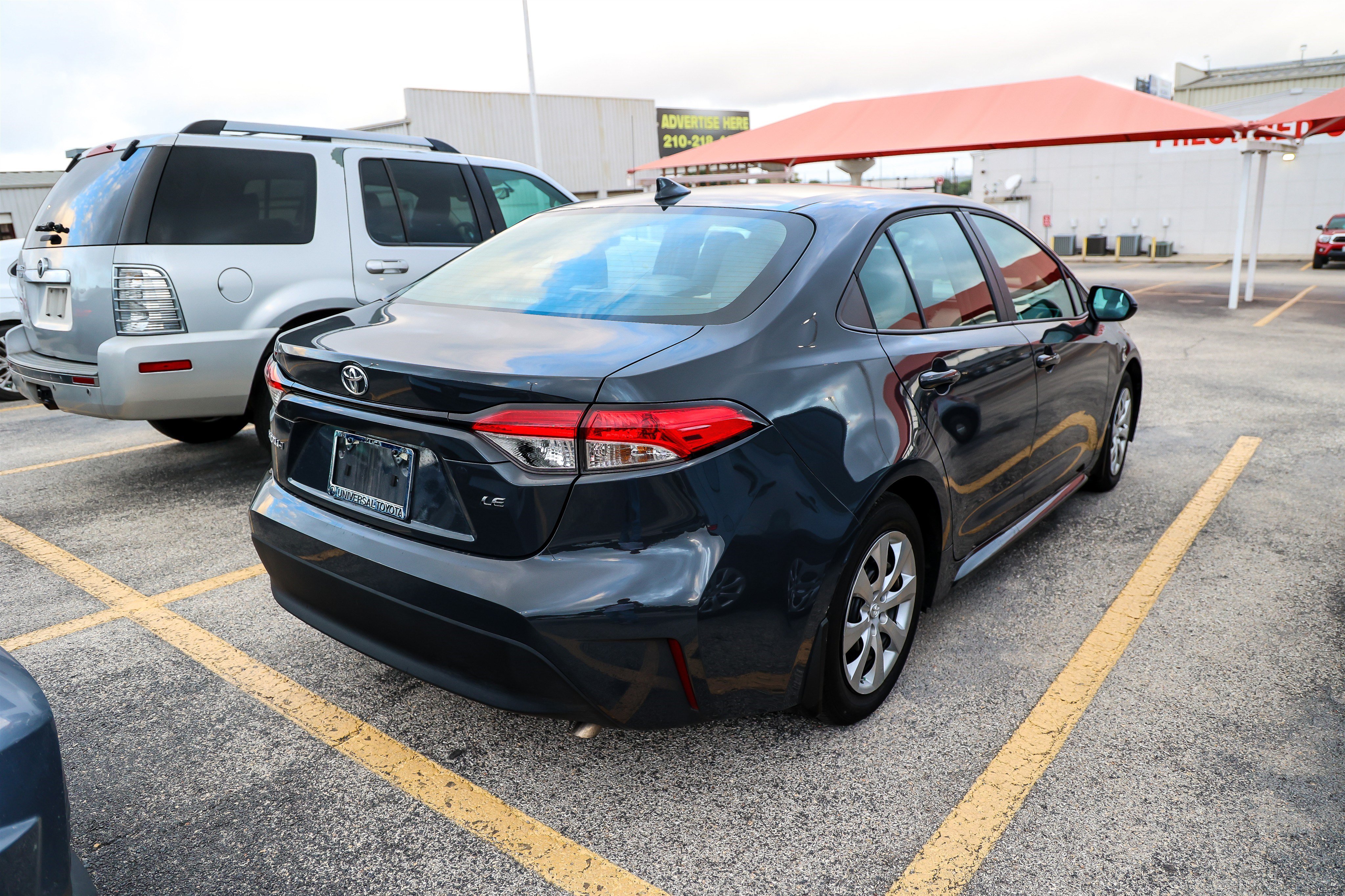 Used 2026 Toyota Corolla LE FWD image 9
